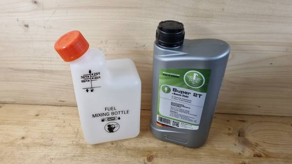 1 Liter 2-Takt Motorenöl teilsynthetisch + 1 Liter Mix Flasche für Benzingemisch